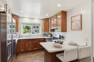 1683 Hyacinth Ln, San Jose, CA 95124 - Photo 7