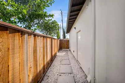 3234 Jarvis Ave, San Jose, CA 95118 - Photo 7