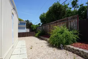 1220 Tasman 122, Sunnyvale, CA 94089 - Photo 7