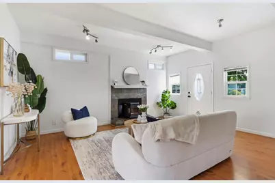 569 Maple Ave, Sunnyvale, CA 94085 - Photo 3