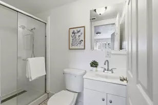 569 Maple Ave, Sunnyvale, CA 94085 - Photo 17