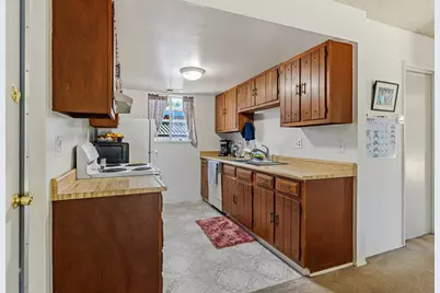 410 Spruce Cir, Watsonville, CA 95076 - Photo 9