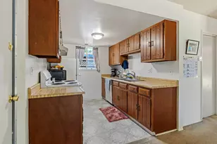 410 Spruce Cir, Watsonville, CA 95076 - Photo 9