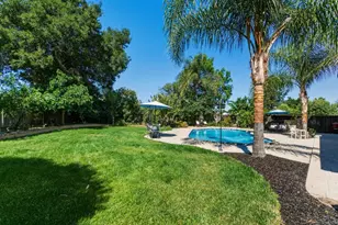 2859 Broken Oak Ct, San Jose, CA 95148 - Photo 35