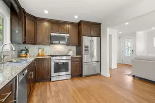 1049 Lucot Way, Campbell, CA 95008 - Photo 19