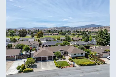 747 Ridgemark Dr, Hollister, CA 95023 - Photo 65