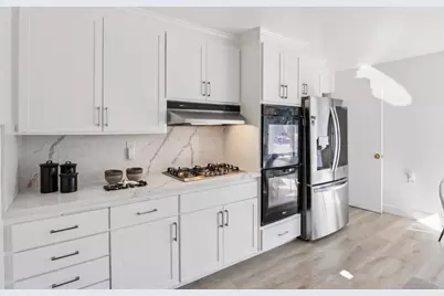 2852 Mariposa Dr, Burlingame, CA 94010 - Photo 37
