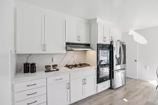 2852 Mariposa Dr, Burlingame, CA 94010 - Photo 37