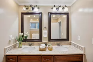 2852 Mariposa Dr, Burlingame, CA 94010 - Photo 69