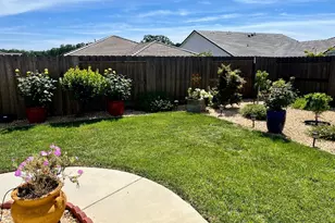 4861 Peace Lily Ln, Roseville, CA 95747 - Photo 15