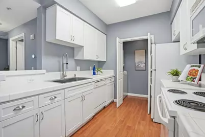 1982 W Bayshore Rd 322, East Palo Alto, CA 94303 - Photo 11
