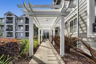 1982 W Bayshore Rd 322, East Palo Alto, CA 94303 - Photo 3