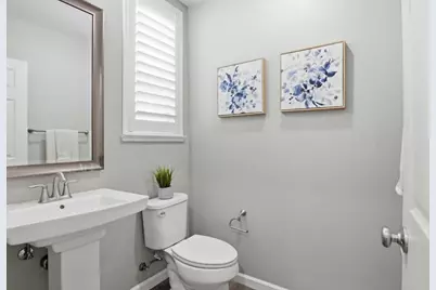 2220 Rosenblatt St, Hayward, CA 94544 - Photo 19