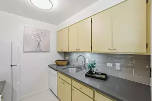 1515 Arc 203, Burlingame, CA 94010 - Photo 9