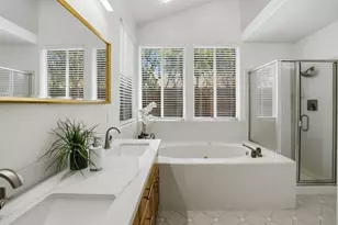 17570 Winding Creek Rd, Salinas, CA 93908 - Photo 11