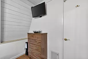 454 Peninsula Dr A - B, Westwood, CA 96137 - Photo 27