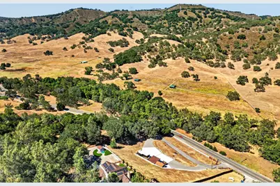 17005 Uvas Rd, Morgan Hill, CA 95037 - Photo 73