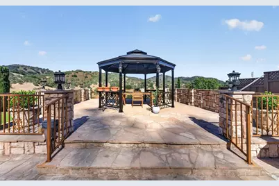 17005 Uvas Rd, Morgan Hill, CA 95037 - Photo 9