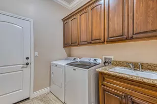 745 S Ridgemark Dr, Hollister, CA 95023 - Photo 37