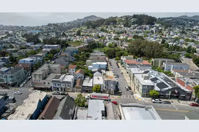 3774 Mission St, San Francisco, CA 94110 - Photo 9
