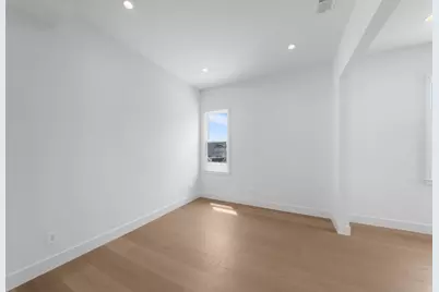 3774 Mission St, San Francisco, CA 94110 - Photo 11