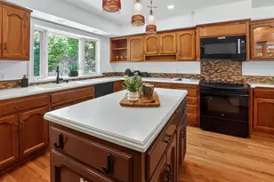 14781 Vickery Ave, Saratoga, CA 95070 - Photo 11