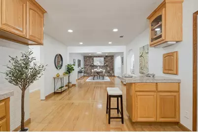2404 Fernwood Ave, San Jose, CA 95128 - Photo 17