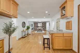 2404 Fernwood Ave, San Jose, CA 95128 - Photo 17