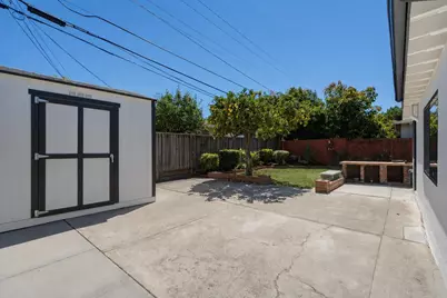 2404 Fernwood Ave, San Jose, CA 95128 - Photo 33