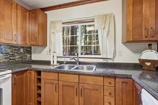 16730 Laurel Rd, Los Gatos, CA 95033 - Photo 19