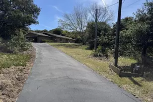 6443 Tustin Rd, Salinas, CA 93907 - Photo 3
