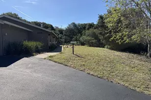 6443 Tustin Rd, Salinas, CA 93907 - Photo 5