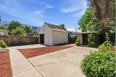 775 E Saint John St, San Jose, CA 95112 - Photo 21