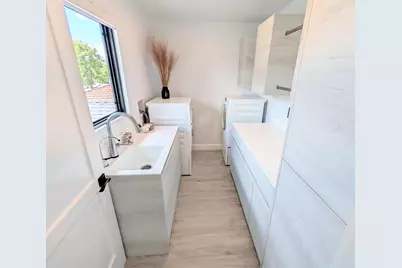 3281 Valley Square Ln, San Jose, CA 95117 - Photo 37