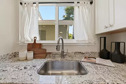 37915 Essanay Pl, Fremont, CA 94536 - Photo 9