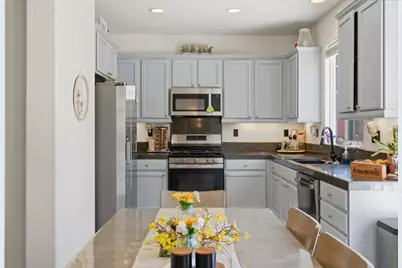 62 Thomas Ave, Tracy, CA 95391 - Photo 3