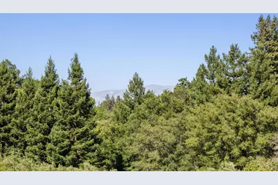11881 Francemont Dr, Los Altos Hills, CA 94022 - Photo 65
