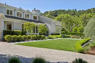 11881 Francemont Dr, Los Altos Hills, CA 94022 - Photo 7