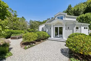 11881 Francemont Dr, Los Altos Hills, CA 94022 - Photo 31