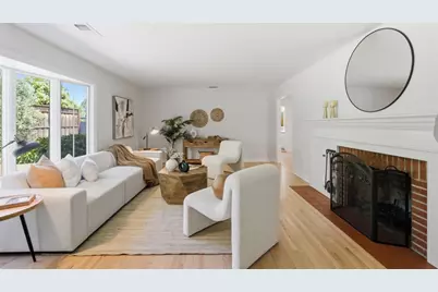 330 S El Monte Ave, Los Altos, CA 94022 - Photo 9