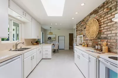 330 S El Monte Ave, Los Altos, CA 94022 - Photo 11