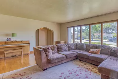 219 Pine St, Salinas, CA 93901 - Photo 11