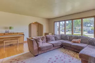 219 Pine St, Salinas, CA 93901 - Photo 11