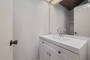 2329 Ticonderoga Dr, San Mateo, CA 94402 - Photo 41