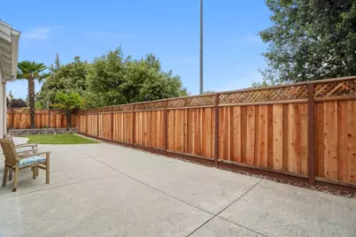 16800 Zinfandel Cir, Morgan Hill, CA 95037 - Photo 65