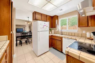 1812 Dorset Ln, Modesto, CA 95355 - Photo 13