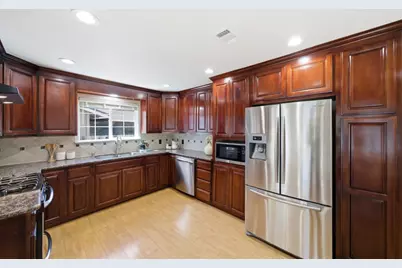 693 Bedivere Dr, San Jose, CA 95127 - Photo 11