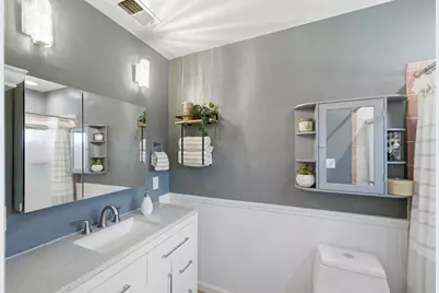 693 Bedivere Dr, San Jose, CA 95127 - Photo 23