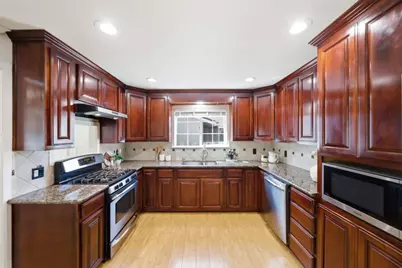 693 Bedivere Dr, San Jose, CA 95127 - Photo 9
