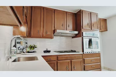 125 Villa Pacheco Ct, Hollister, CA 95023 - Photo 7